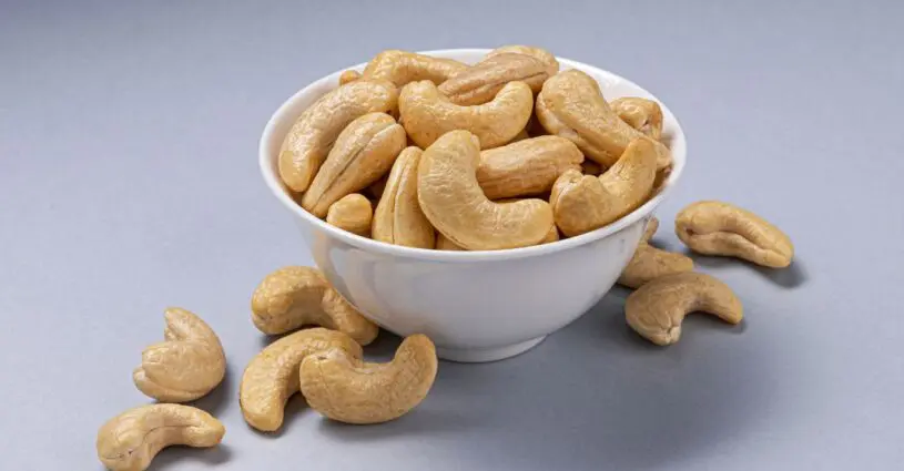 Kešu orechy naturálne Kešu orechy natural