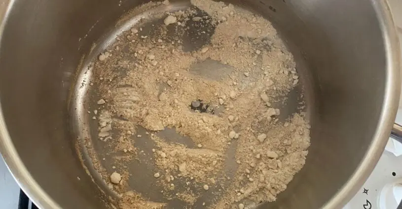 Múka na zaprážku Múka v hrnci na zaprážku